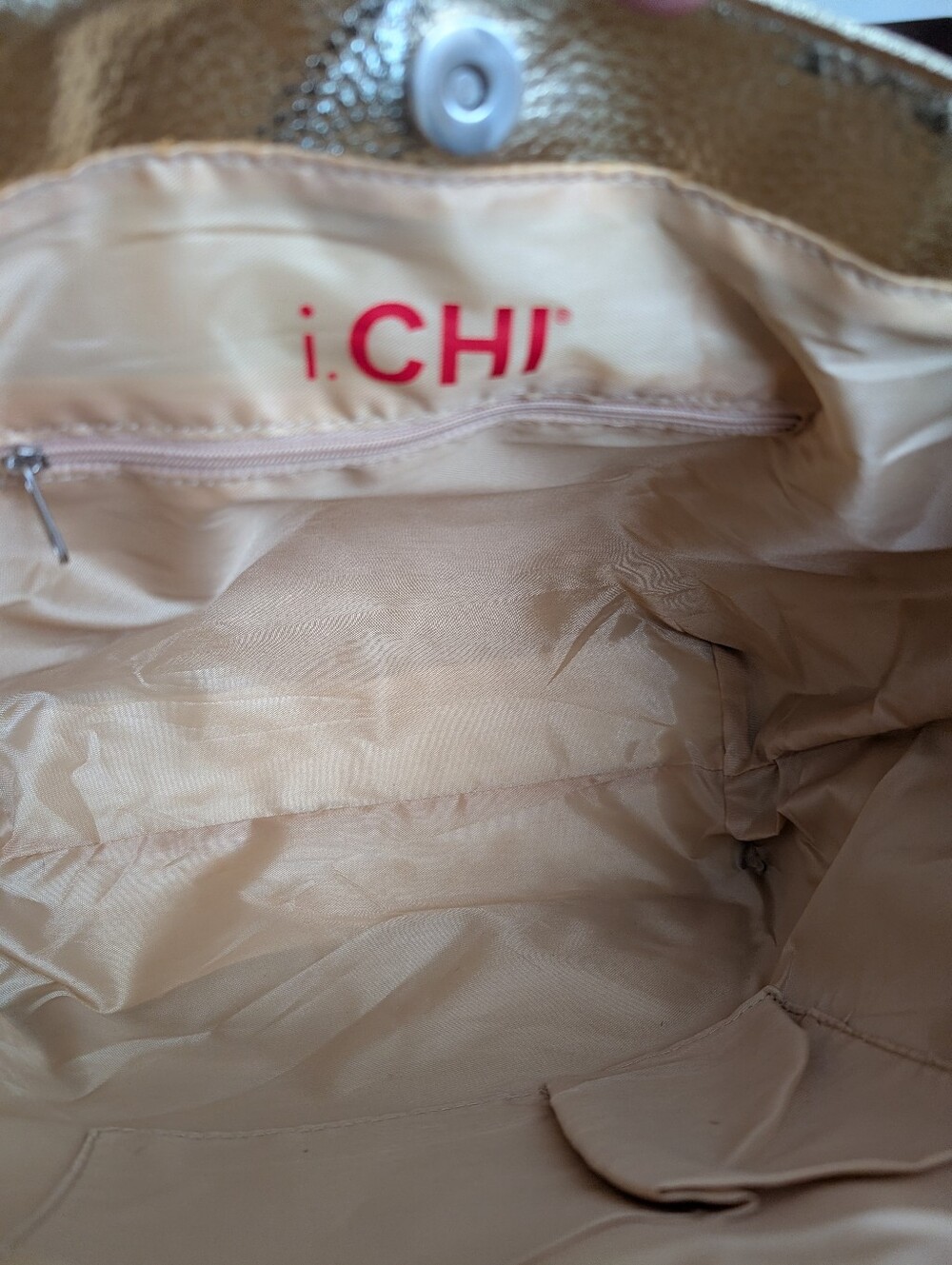 I. Chi Gold Tote - Picture 4 of 7